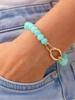 Erin McDermott Crème de Menthe Aqua Blue  Beaded Bracelet, Gold Clasp, NWT
